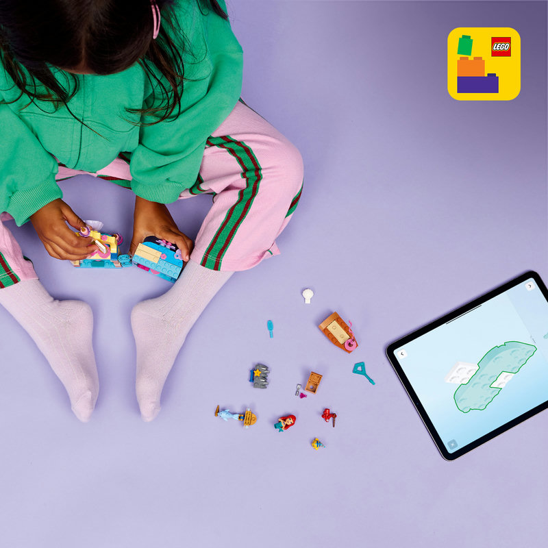 Включва интерактивни 3D инструкции за конструиране