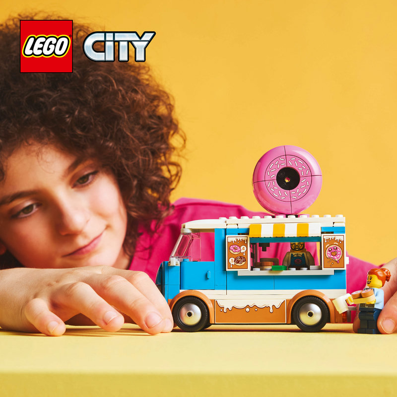 LEGO 60452 Donut Truck Detailansicht mit Verkaufsfenster