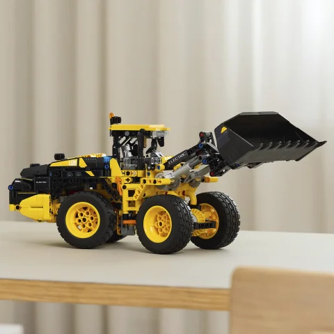 Ajándék fiatal építőknek