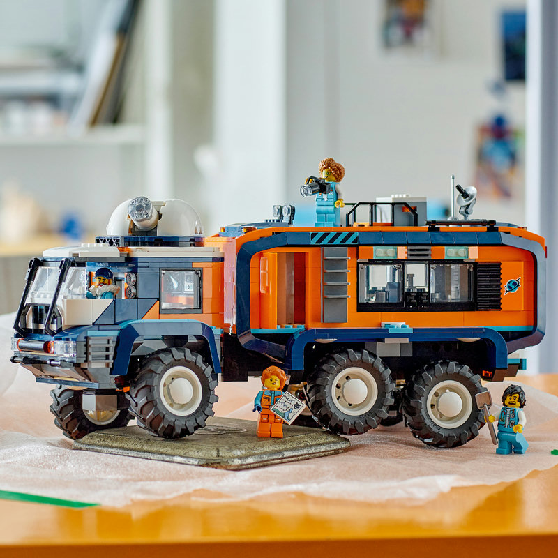 LEGO 60471 Arktis-Fahrzeug im Einsatz