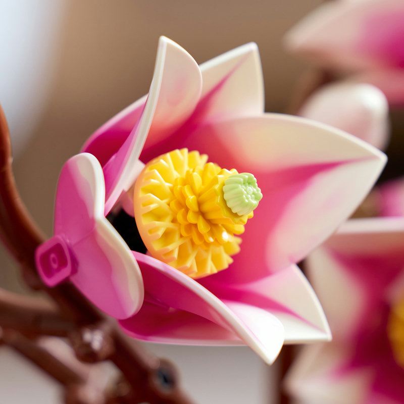 LEGO 11510 Magnolienzweige Detailansicht der Blütenblätter