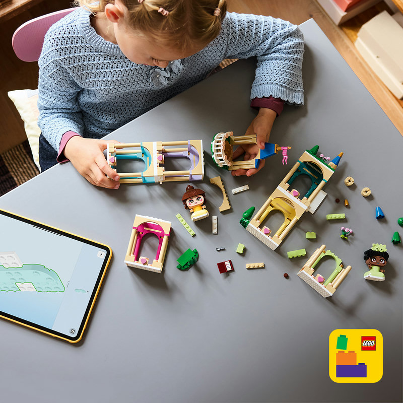 Includes interactive 3D building instructions