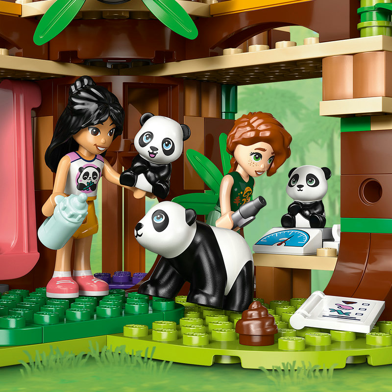 LEGO 42648 Panda-Pflegestation Lifestyle-Bild